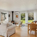 Semesterbostad Josef - 1-4km From The Sea By Interhome